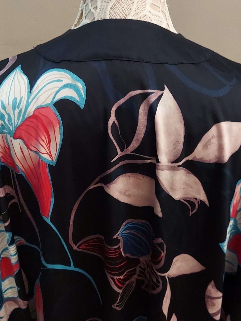 CHICO'S Traveler Navy Floral Longline Silky Kimono L/XL Resortwear Vacation - Picture 9 of 12